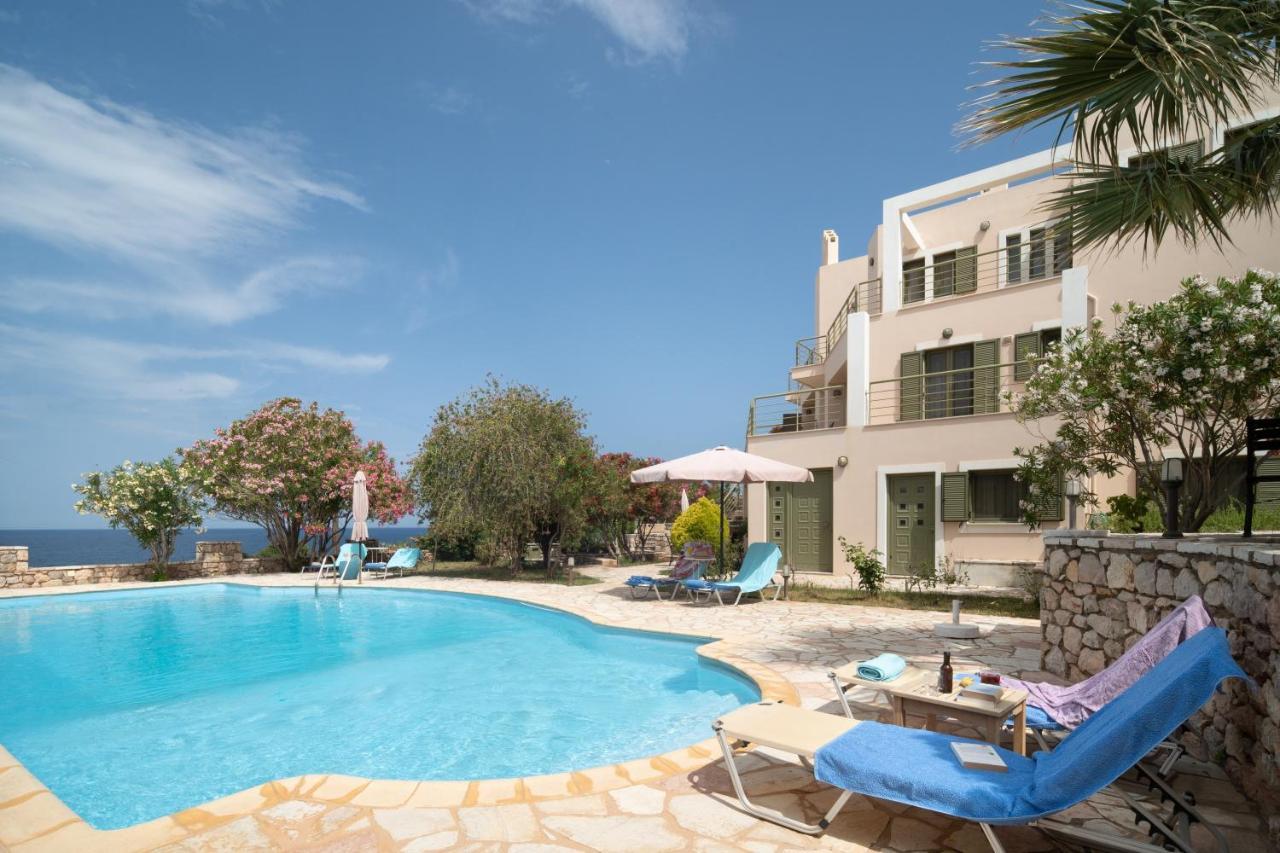 Villa Luisa Exclusive Residences Монемвазия Экстерьер фото