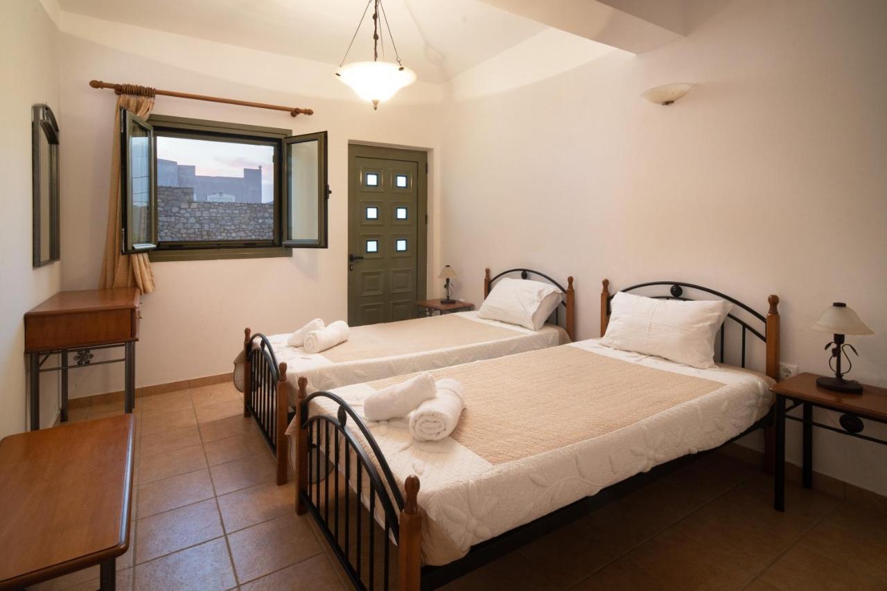 Villa Luisa Exclusive Residences Монемвазия Экстерьер фото