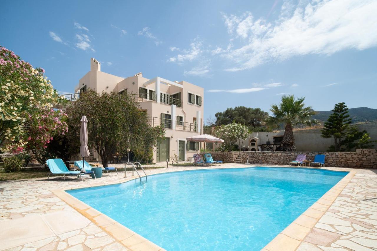 Villa Luisa Exclusive Residences Монемвазия Экстерьер фото