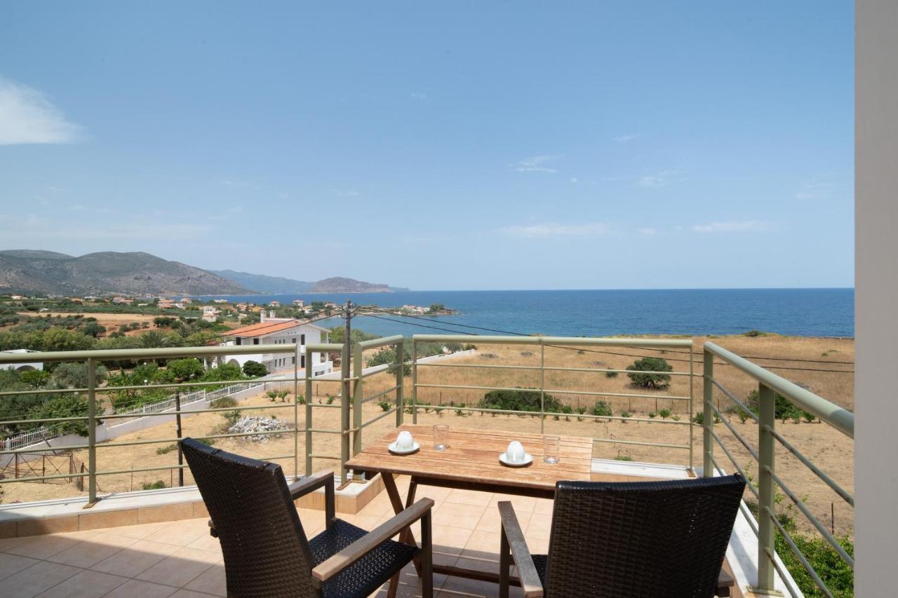 Villa Luisa Exclusive Residences Монемвазия Экстерьер фото